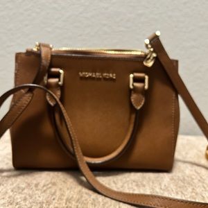 Michael Kors camel classic crossbody